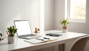 Bright workspace utilizing tela branca for improved focus and lighting.